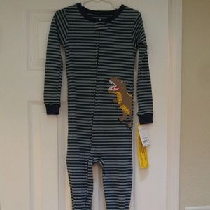 Carter's 4T footed pajamas
